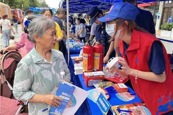 深圳寶安推動居住場所安裝感煙火災(zāi)探測報警器